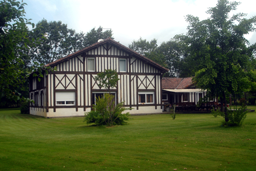 Les Arbousiers : auberge & maison d'hôtes à Sabres en région Aquitaine dans les Landes (40)